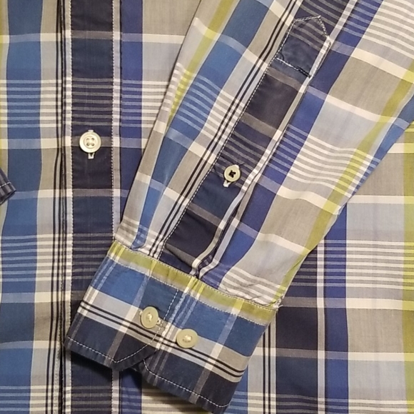 Banana Republic Tailored Slim Fit Plaid shirt - Picture 3 of 6